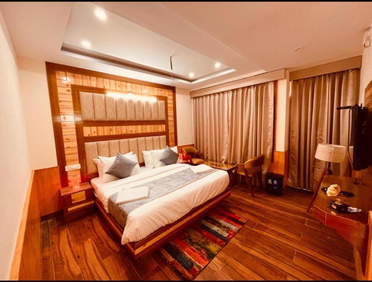 Hotel Lee Green- Best Family Hotel In Darjeeling 다르질링 외부 사진