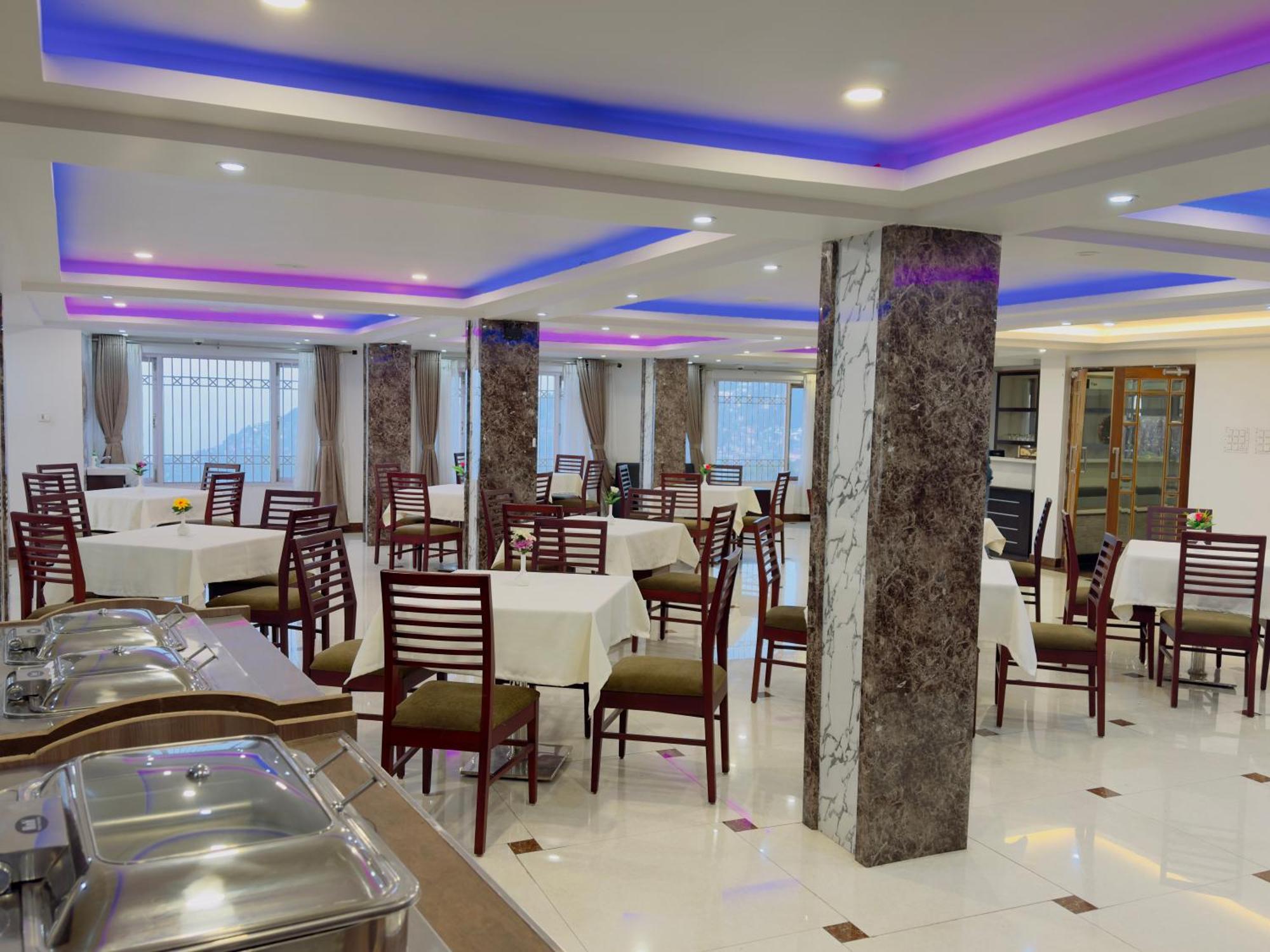 Hotel Lee Green- Best Family Hotel In Darjeeling 다르질링 외부 사진